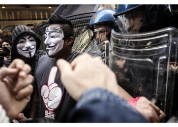 Per le manifestazioni di protesta a luglio durante uno sgombero