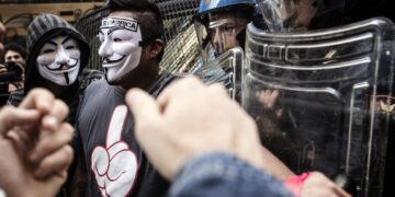 Per le manifestazioni di protesta a luglio durante uno sgombero