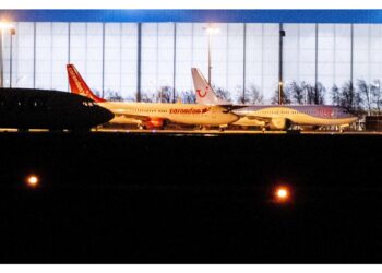 Volo Canarie-Goteborg fa scalo a Santiago di Compostela