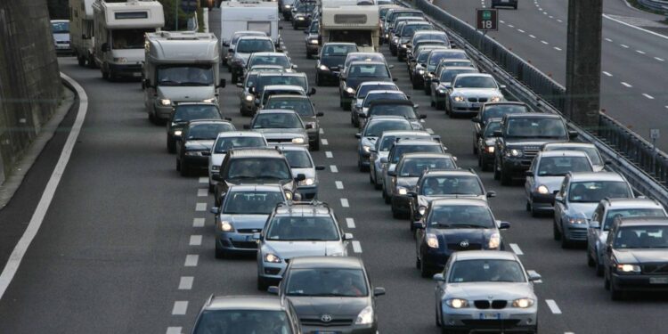 Chiusa anche la diramazione Roma nord- bivio per Milano-Napoli