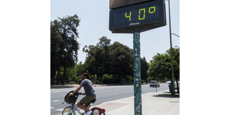 Massime fino a 40°C su tutta l'Italia