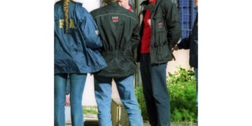 Con cavigliera elettronica e vigilanza 24 ore al giorno