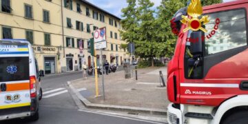 28enne colpita a un piede