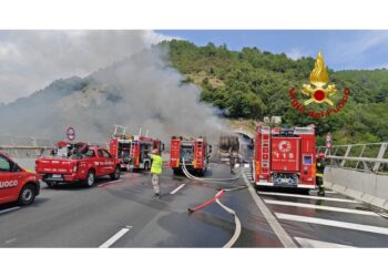Code in A26 e A10 nella giornata di bollino rosso per il caldo