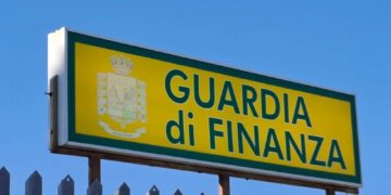 Pagavano fino a 3.000 euro a settimana per ogni appartamento