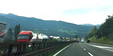 Al traffico pesante si associa il controesodo dalla Croazia