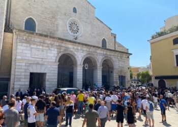 Nella cattedrale di Andria celebrati i funerali dei tre uomini