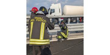 Tratto chiuso tra Orte e Roma per la rimozione del mezzo
