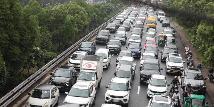 Oggi non possono transitare i mezzi pesanti