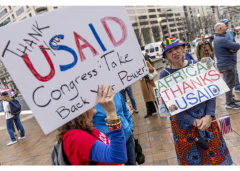 Annullata la sentenza che scongelava i fondi di Usaid