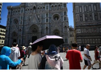 Oggi città toscana è unica in arancione