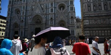 Oggi città toscana è unica in arancione