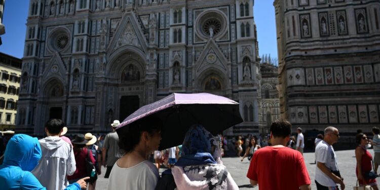 Oggi città toscana è unica in arancione