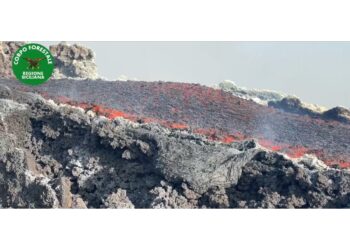 Tremore vulcanico su valori alti