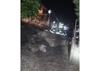 I vigili del fuoco di San Candido li hanno portati in salvo