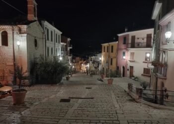C'è anche tiktoker De Crescenzo. Sindaco