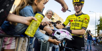 Denuncia sui social del Team Visma di Vingegaard