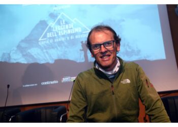 "Ha mostrato delle foto di vetta non sue e taroccate"