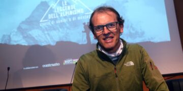 "Ha mostrato delle foto di vetta non sue e taroccate"