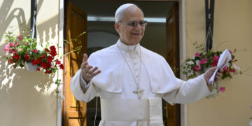 L'Angelus alle 12 a Castel Gandolfo