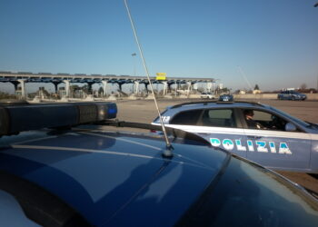 Traffico bloccato e 3 km di coda in aumento