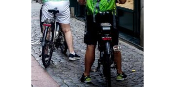 La mamma: 'Hanno iniziato in tre. E non è la prima volta'