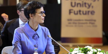 Commissaria Allargamento: "Condanno fermamente brutali attacchi"