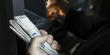 L'annuncio del governatore della Banca centrale