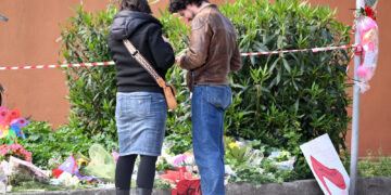 'Genitori non parlano