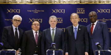 The Elders esprime 'sgomento per carestia causata da Israele'