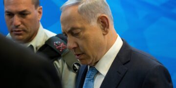 'Divergenze di opinione tra capo dell'Idf e parte politica'