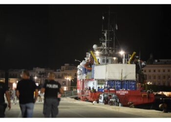 Nave a Trapani nonostante Viminale avesse assegnato Genova
