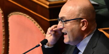 Il Commissario dem in Campania vede anche Manfredi