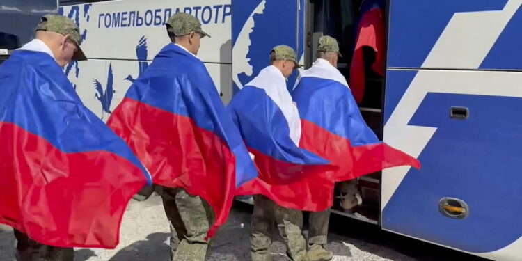 'Rimpatriati anche 8 residenti della regione di Kursk'