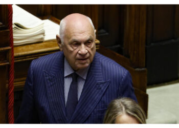 "Me ne assumo la responsabilità politica e giuridica"