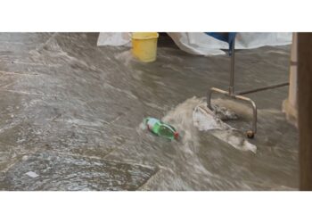 Corso Italia come un fiume