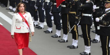 Polemiche per il ritorno di Santiváñez al ministero dell'Interno