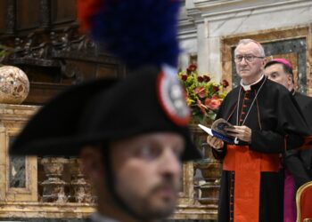 'Nonostante la condanna del mondo intero'