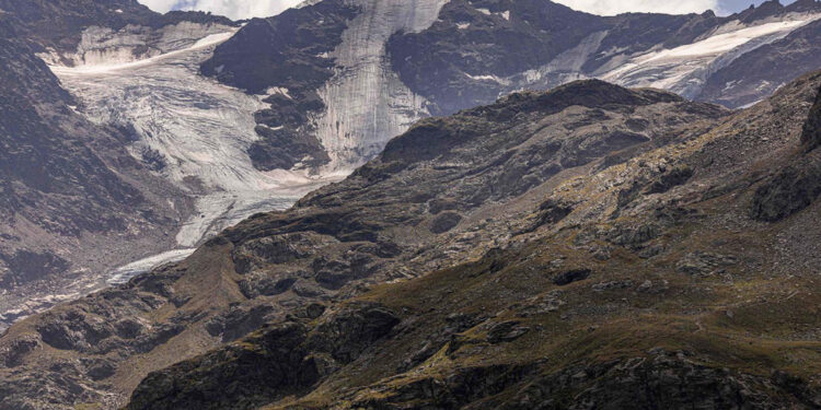 La vittima è un escursionista lombardo