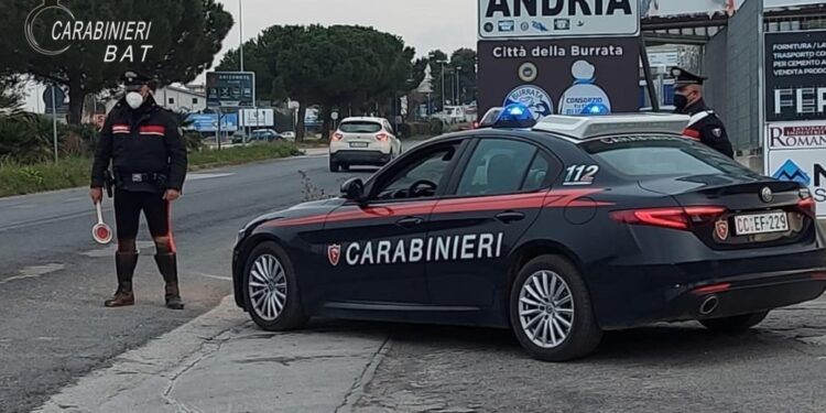 La vittima stava lavorando su un capannone industriale