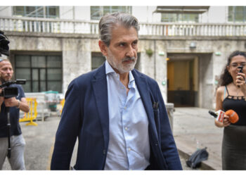 Riesame dispone interdittive per lui