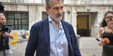 Riesame dispone interdittive per lui