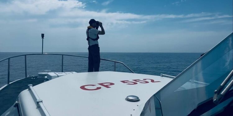 Intervento di tre ore della Capitaneria di porto di Fiumicino