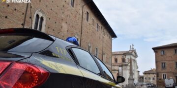 Per la Finanza si è appropriata indebitamente di 100mila euro