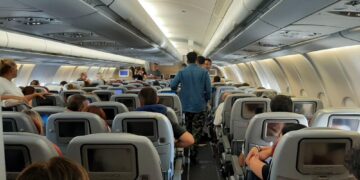 Era già a bordo di un aereo pronto al decollo per il Bahrein