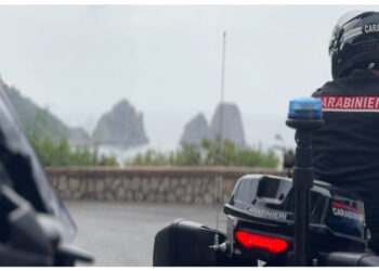 Bloccati dai Carabinieri all'imbarco