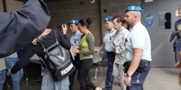 La partenza per la Colombia avrebbe esposto la compagna a rischi