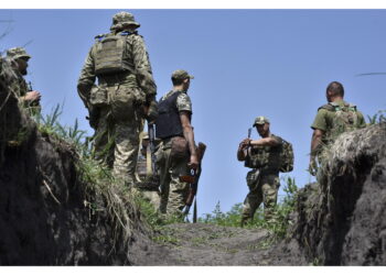 'Nessuna limitazione alla cooperazione con l'esercito ucraino'