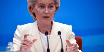 'Lavoriamo a pace giusta e duratura'