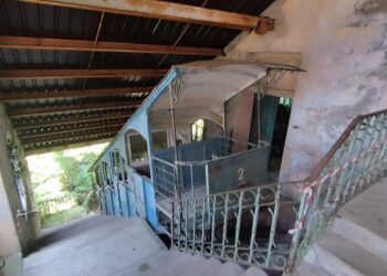 La carrozza del 1907 della vecchia funicolare Lanzo-Santa Margherita